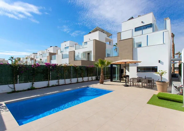 Villa El Raso